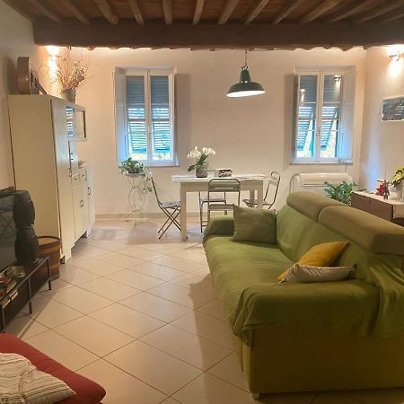شقة Casa Amorino لوكا المظهر الخارجي الصورة